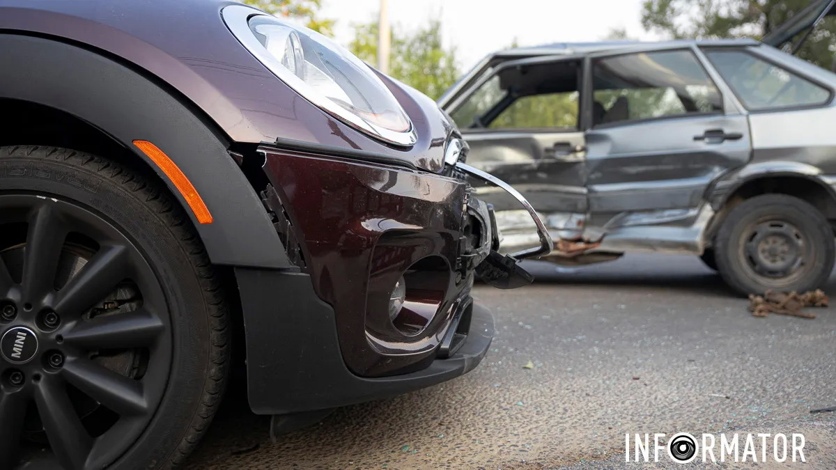     3-      Mini Cooper