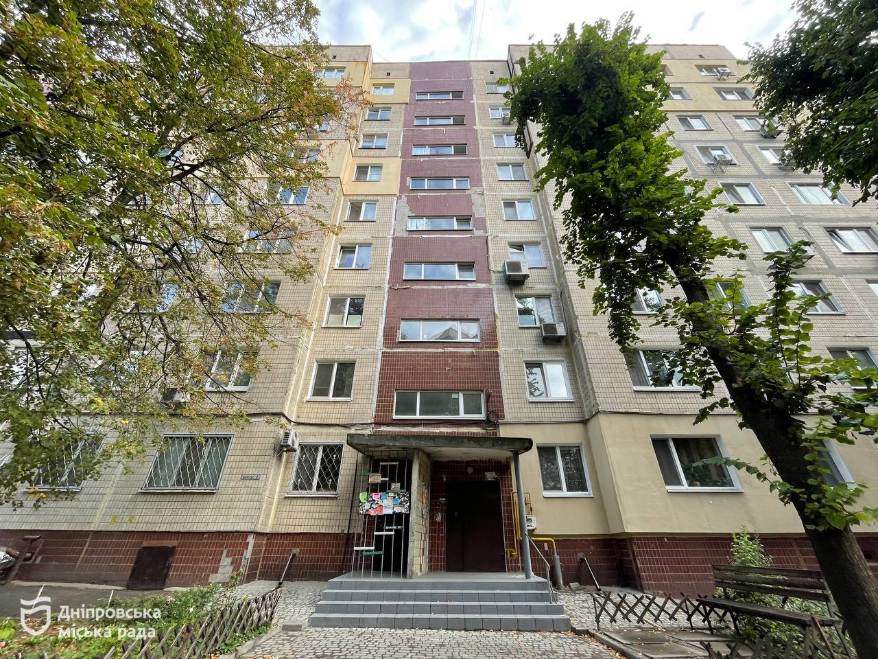   13 :        
