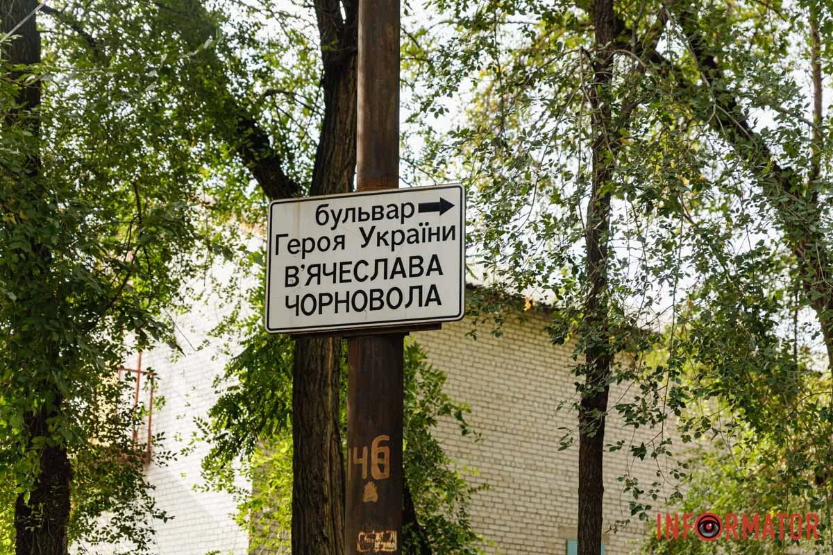        ' 