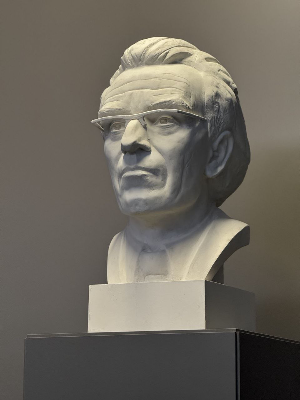     '  