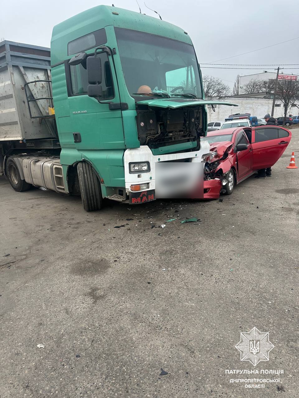  2,40         Mitsubishi,      