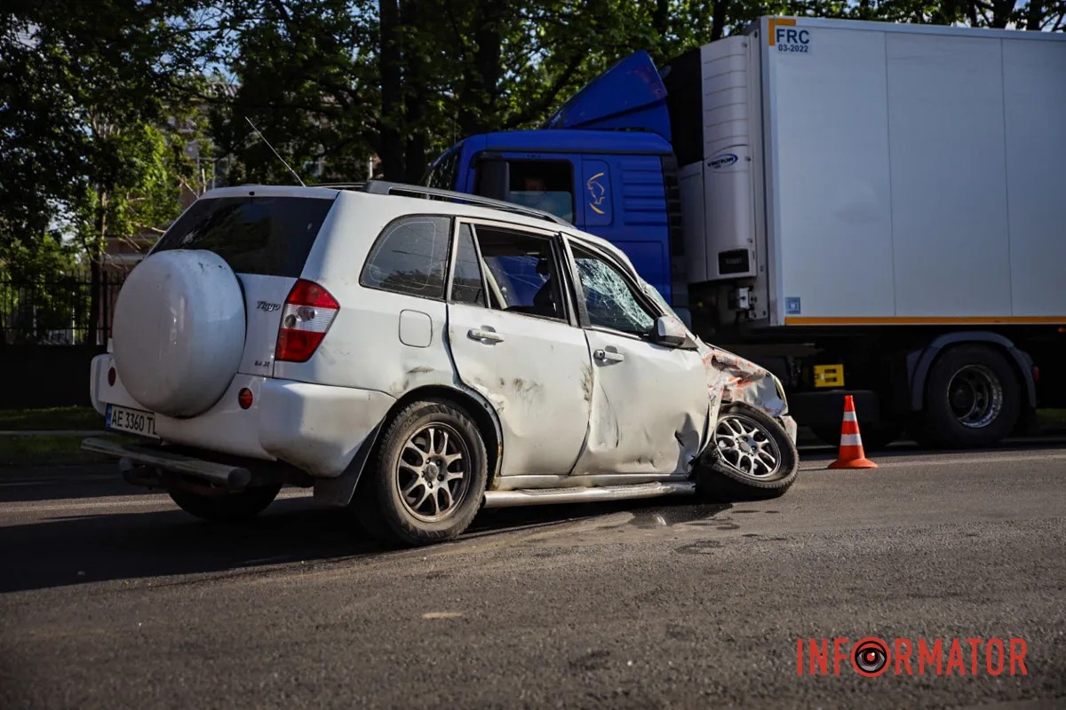        Chery Tiggo   :    