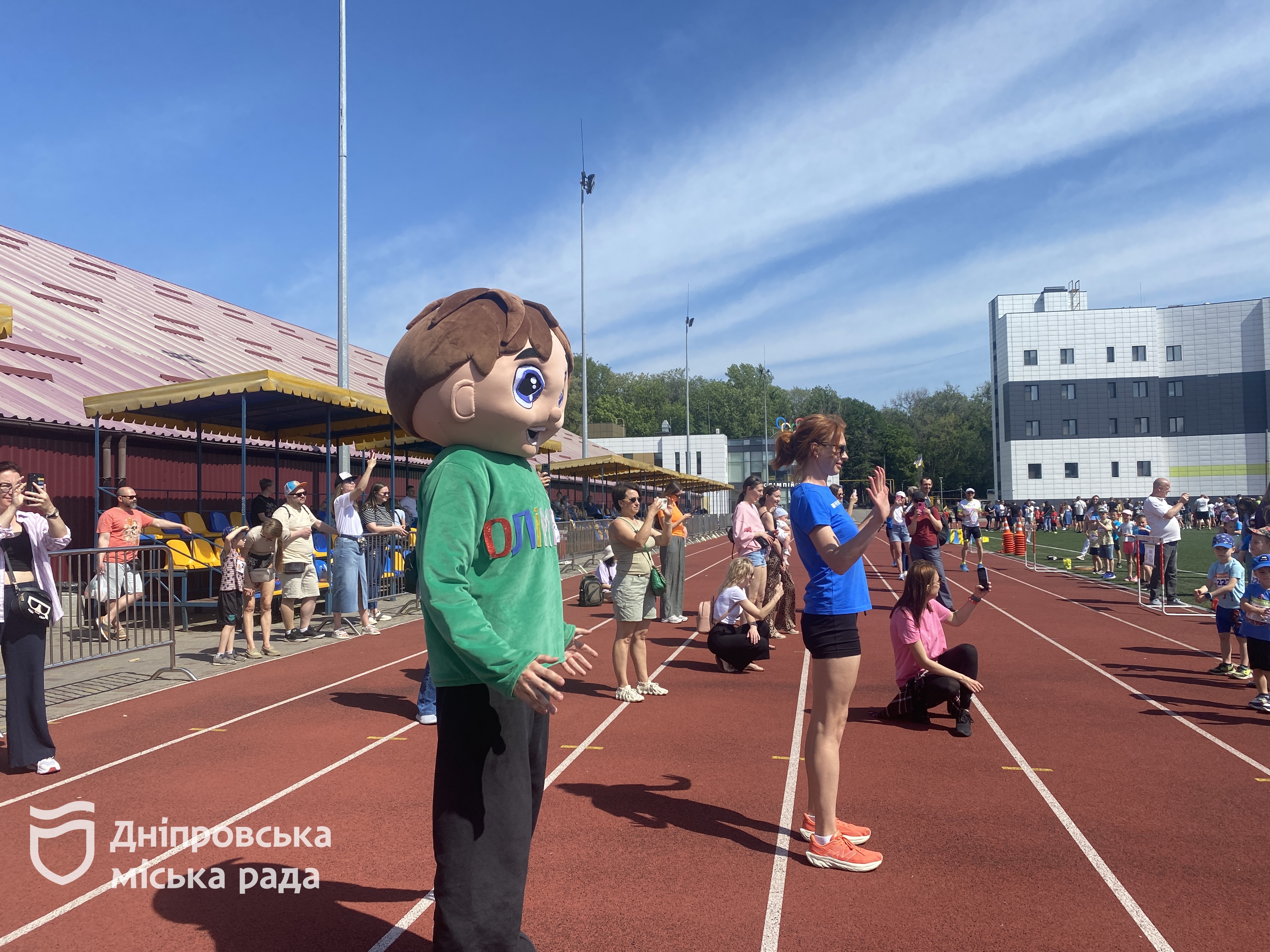  Kids Athletics FEST   :      150 
