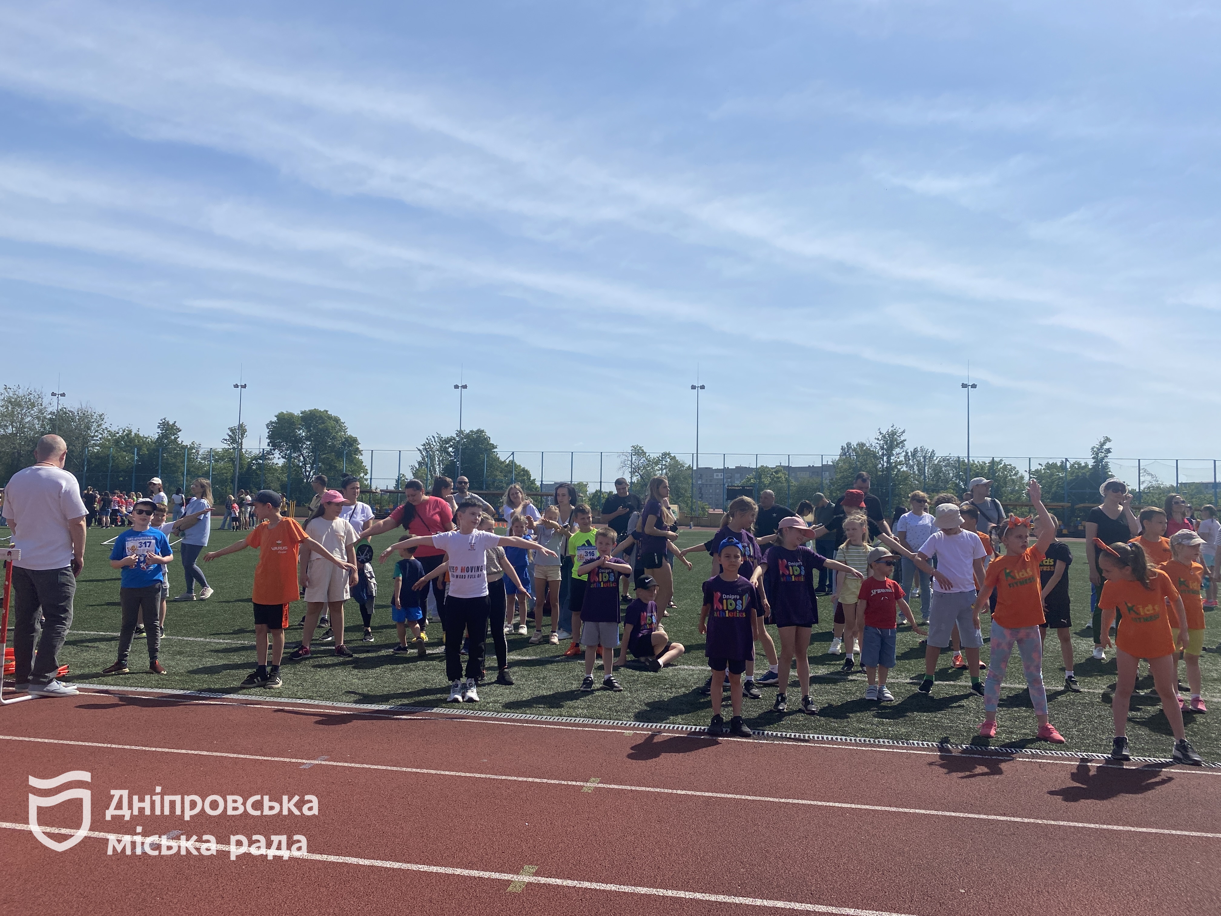  Kids Athletics FEST   :      150 