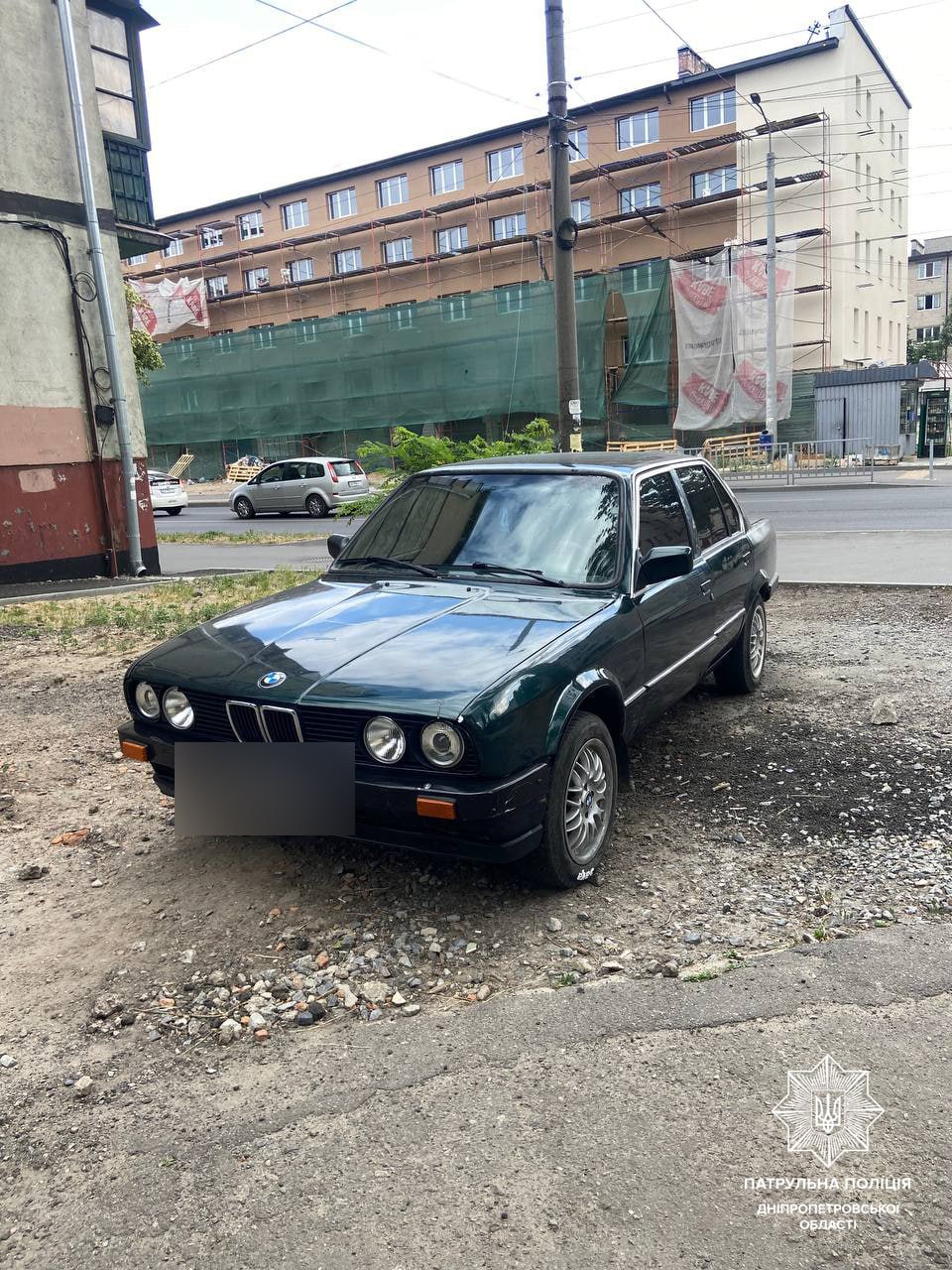   BMW     ,      