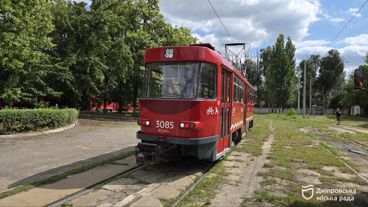      ,  128-   