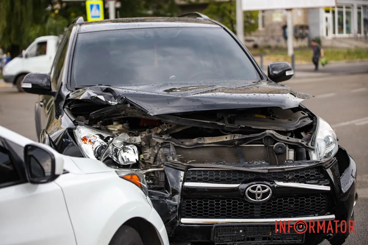        Toyota, Hyundai  Chevrolet