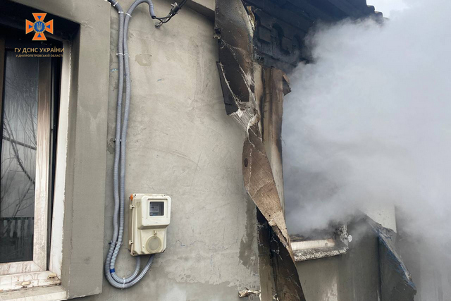 В Днепре ликвидировано возгорание жилого дома на улице Козырева