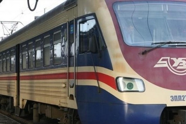 Приднепровская железная дорога назначила два новых пригородных поезда