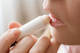 Бальзам для губ: склад косметики та її призначення