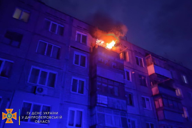 В Днепре загорелся балкон в 5-этажном доме