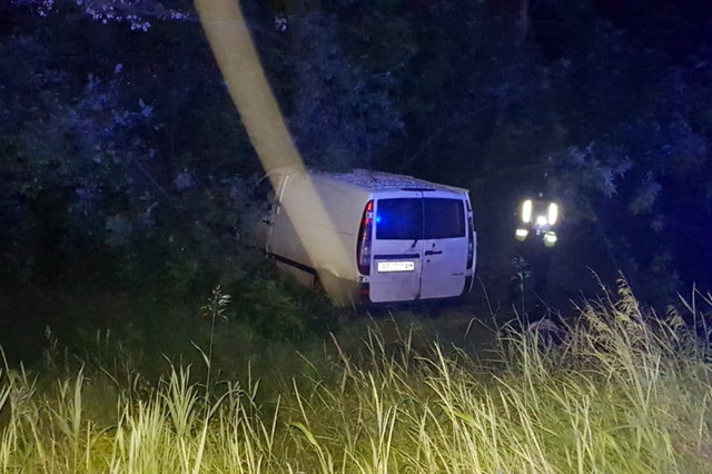    -  Mercedes Vito   :  ,   