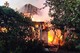 У Дніпрі у Самарському районі рятувальники ліквідували пожежу у двоповерховому дачному будинку