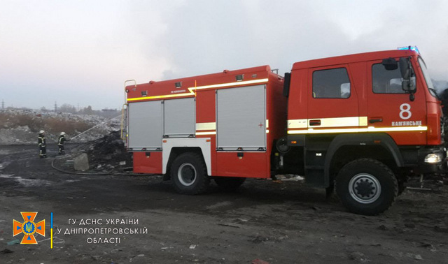 Спасатели ликвидировали пожар на полигоне ТБО