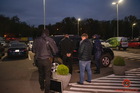 В Днепре возле ТЦ «Дафи» сотрудники полиции задержали двух мужчина на Kia