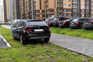 Міська влада запрошує городян обговорити нові правила паркування у Дніпрі