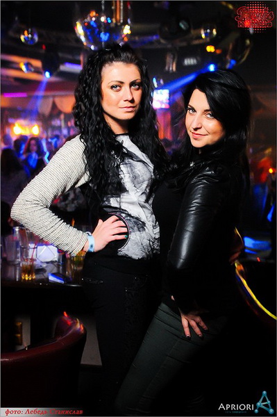  Sky gold party Josh Butler  Captain Morgan (3.10.2014, NK Paris)