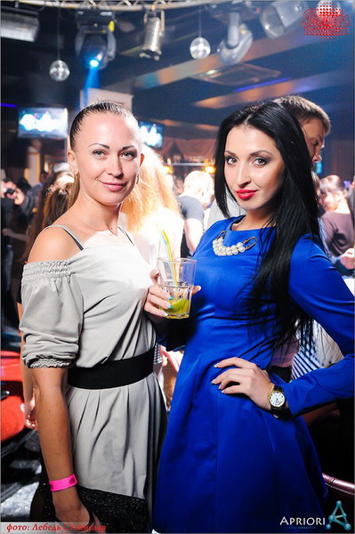  Sky gold party Josh Butler  Captain Morgan (4.10.2014, NK Paris)