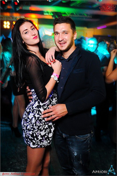  Sky gold party Josh Butler  Captain Morgan (4.10.2014, NK Paris)