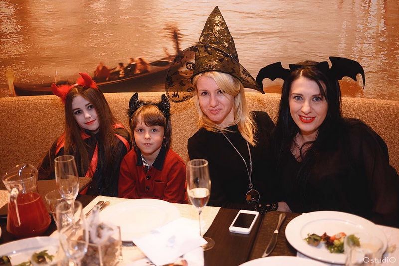  Halloween 2014  Confetti  . , 24