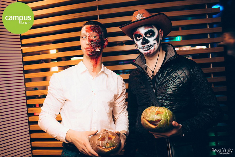  Halloween at the Campus Bar (31.10.14)