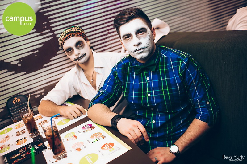  Halloween at the Campus Bar (31.10.14)