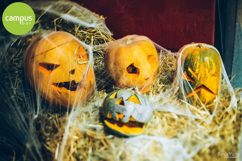  Halloween at the Campus Bar (31.10.14)