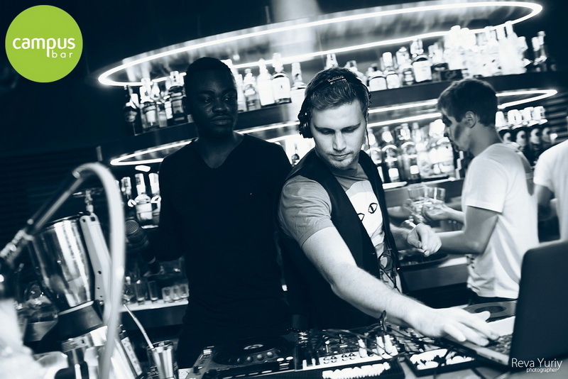  Halloween at the Campus Bar (31.10.14)