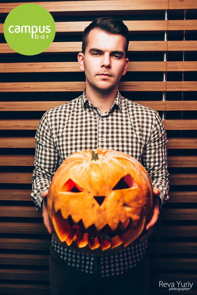  Halloween at the Campus Bar (31.10.14)
