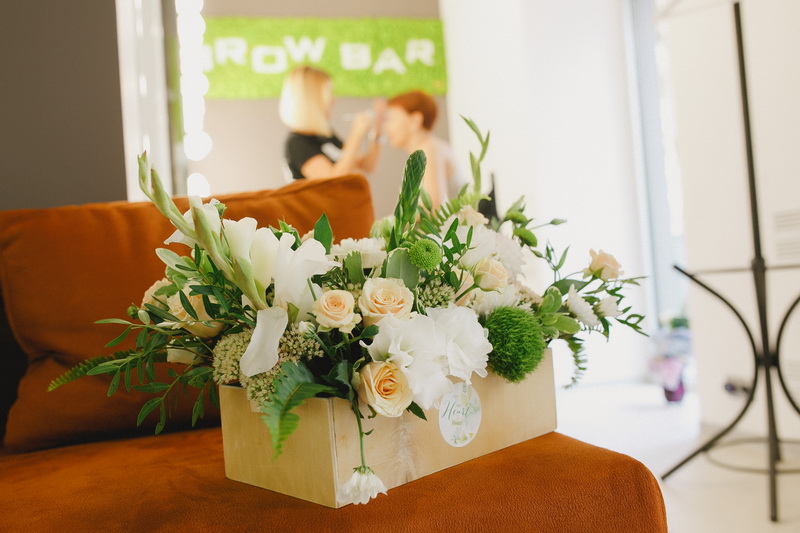    The Gloss Beauty Salon & Brow Bar