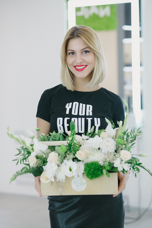    The Gloss Beauty Salon & Brow Bar