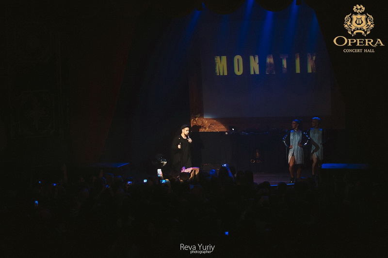  MONATIK (7.11.2015, OPERA Club)