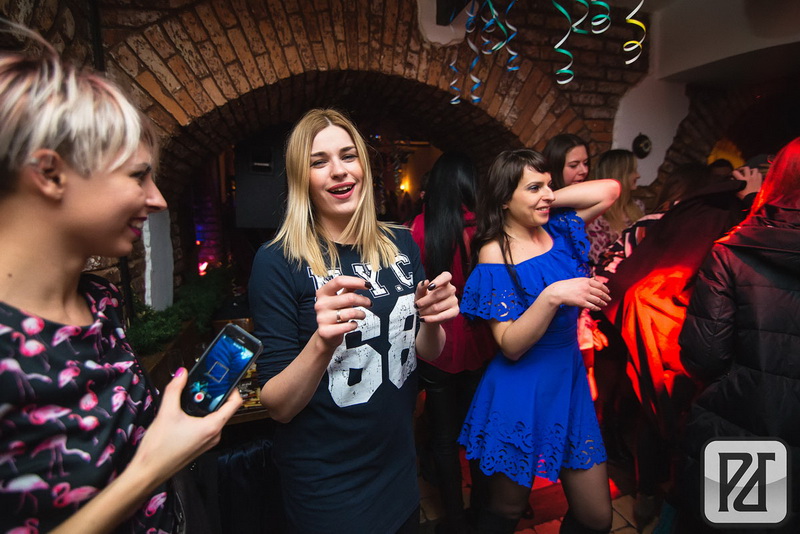 New Year Pre-Party Champagne Night (26.12.2015, )