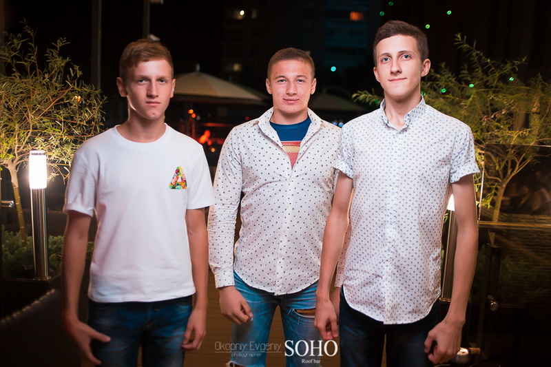  SOHO Roof bar 10 