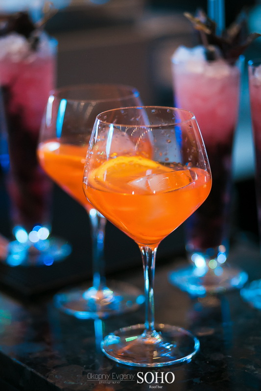  SOHO Roof bar 10 