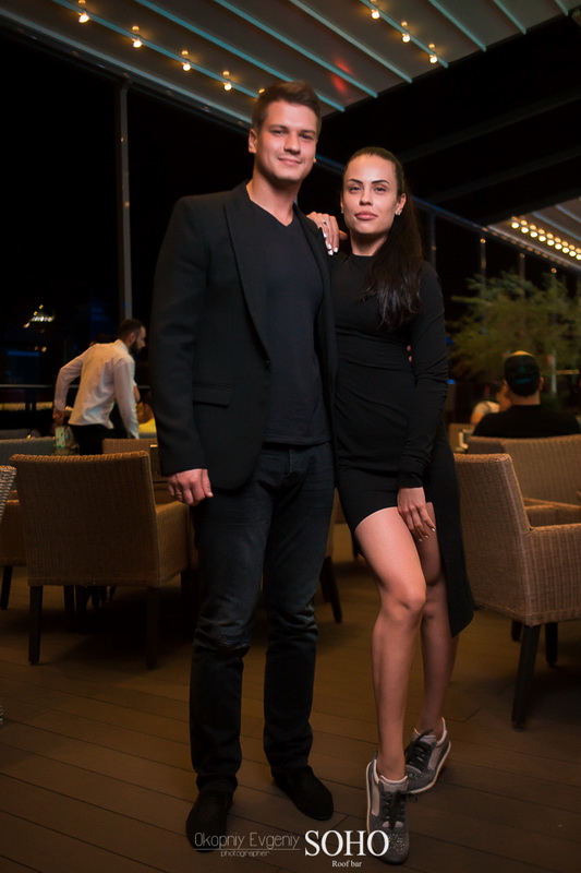  SOHO Roof bar 10 