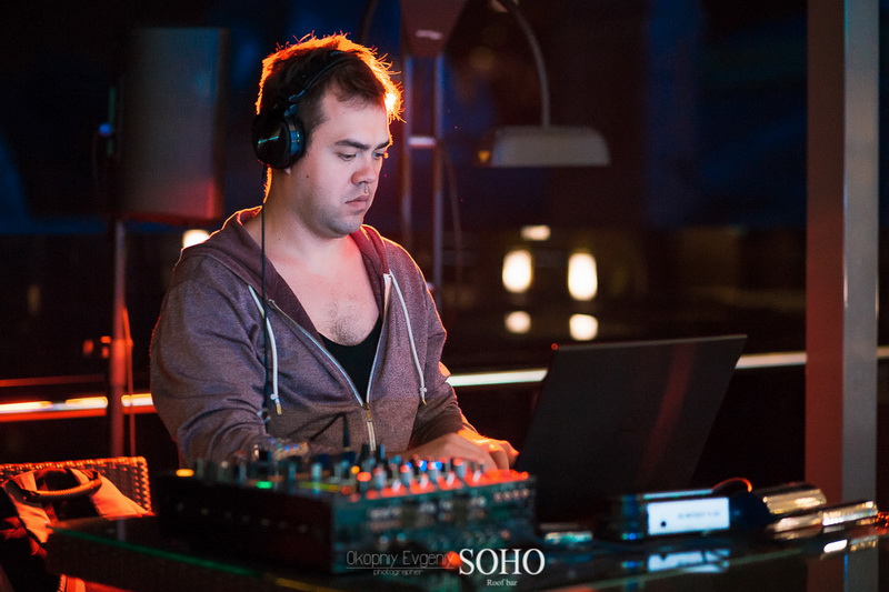  SOHO Roof bar 10 