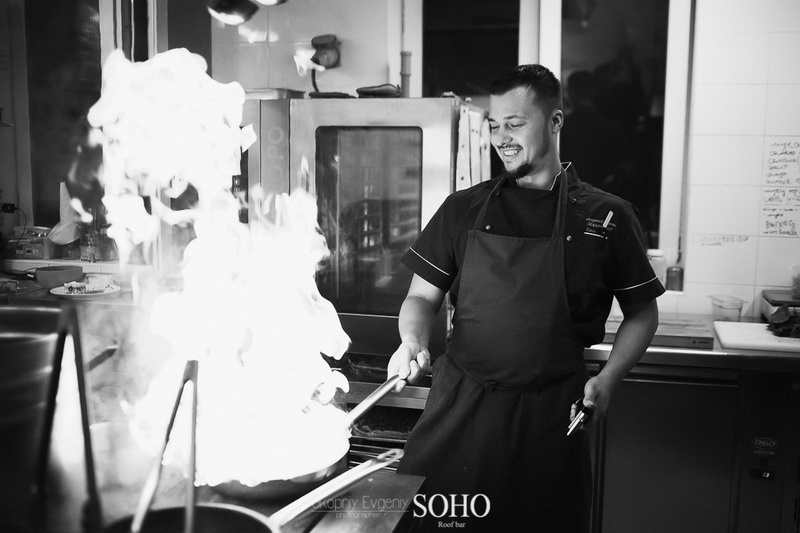  SOHO Roof bar 17 