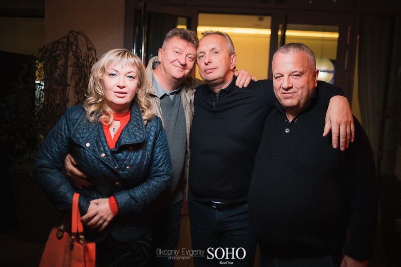  SOHO Roof bar 1 