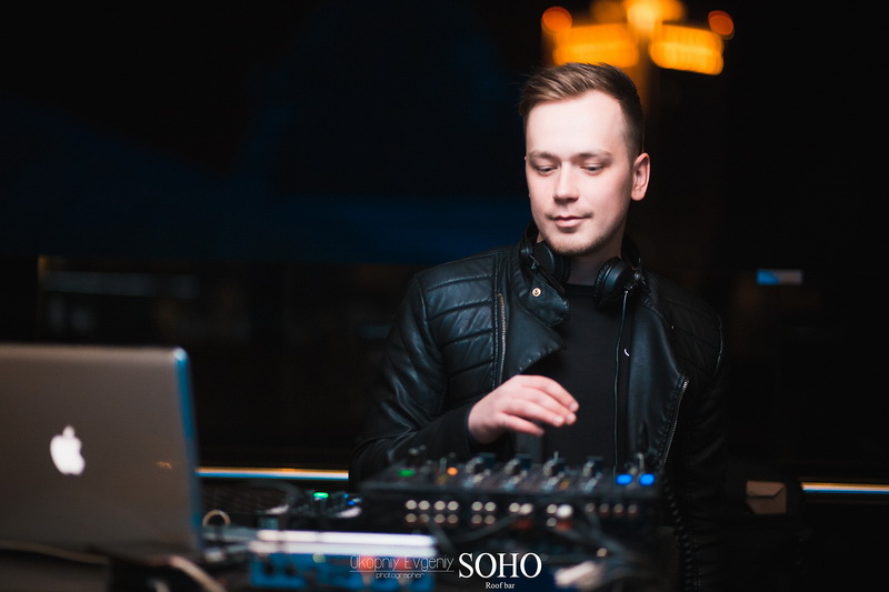  SOHO Roof bar 29 