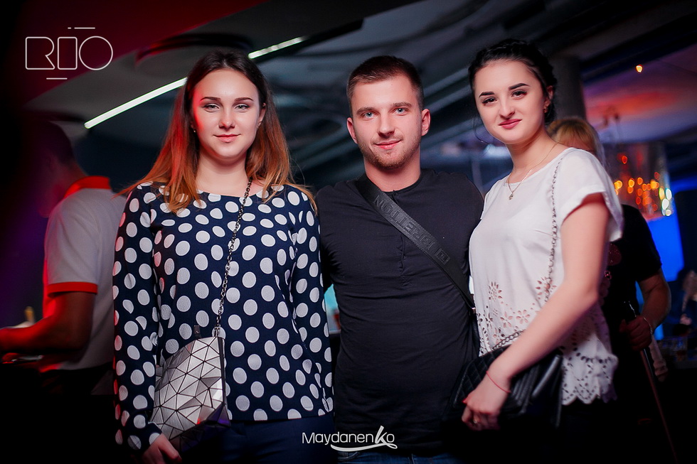  2   Rio Club