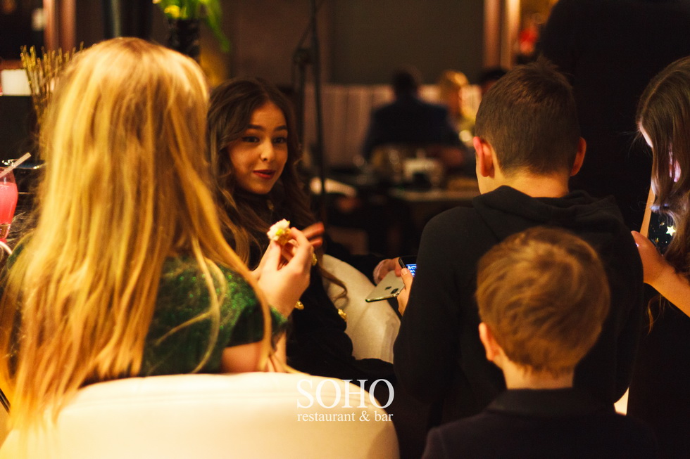  SOHO Restaurant & bar 14 