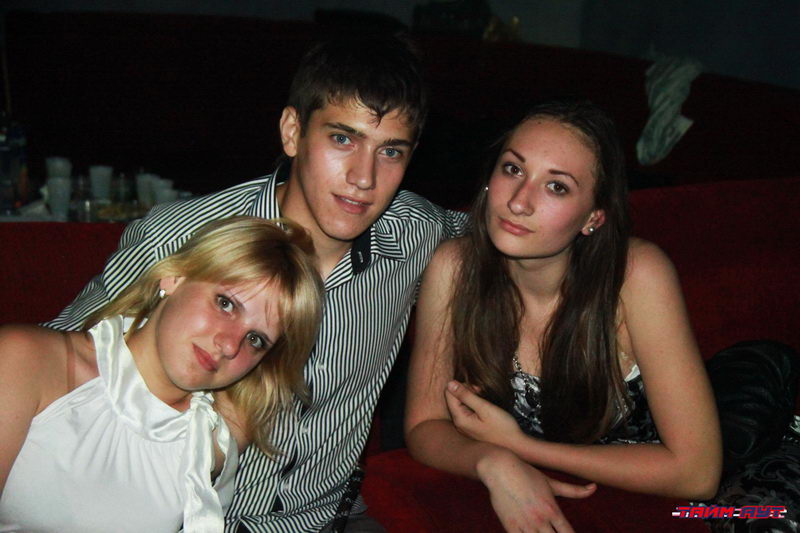  SUPER PENA. DOLPHI PARTY.    (-)