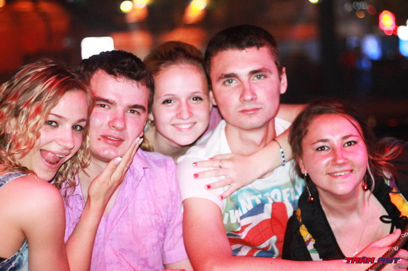  SUPER PENA. DOLPHI PARTY.    (-)