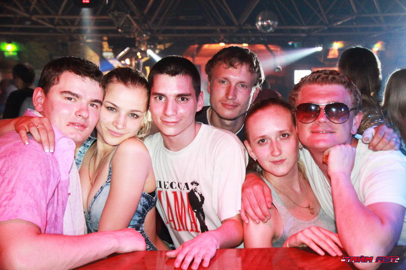  SUPER PENA. DOLPHI PARTY.    (-)