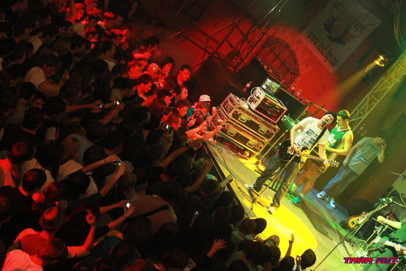  Noize Mc  (-)