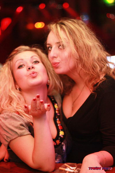  STRIKE PARTY (-)