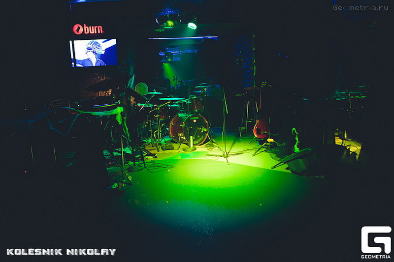  Helloween (C - + )