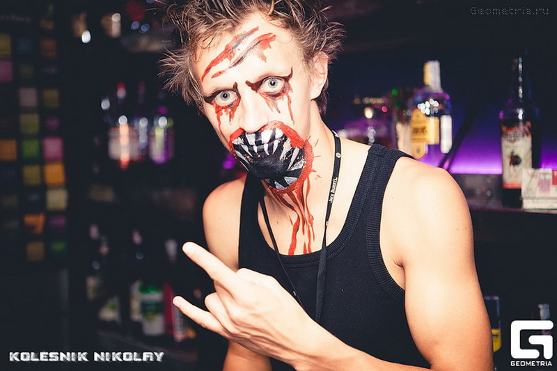 Helloween (C - + )
