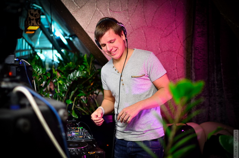  DJ Smailov (Boom Boom Room, Kiev) @ L'Orangerie